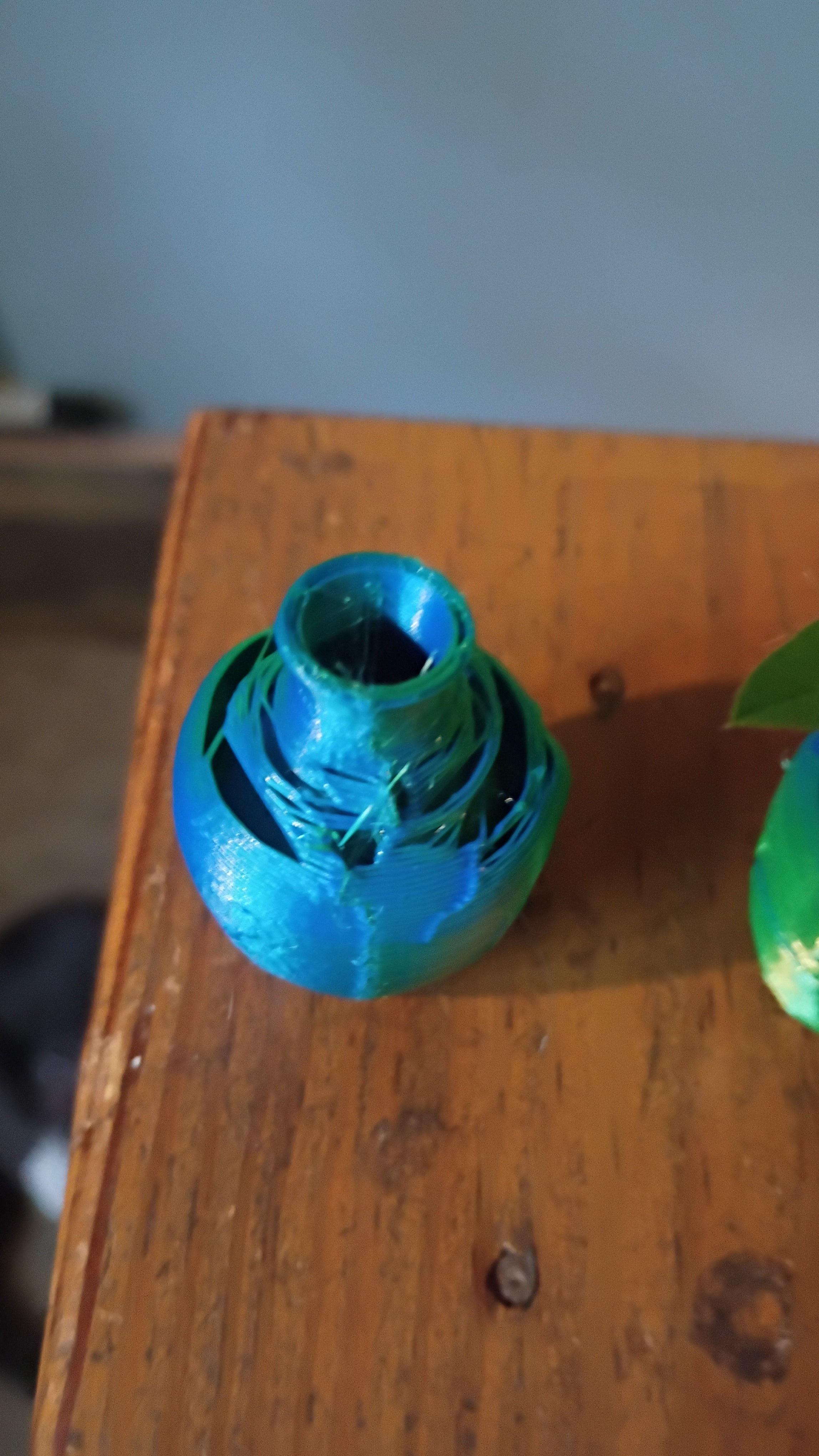Mini 3D Printed Bud Vase – Silk Iridescent Teal – Small Wildflower Vase